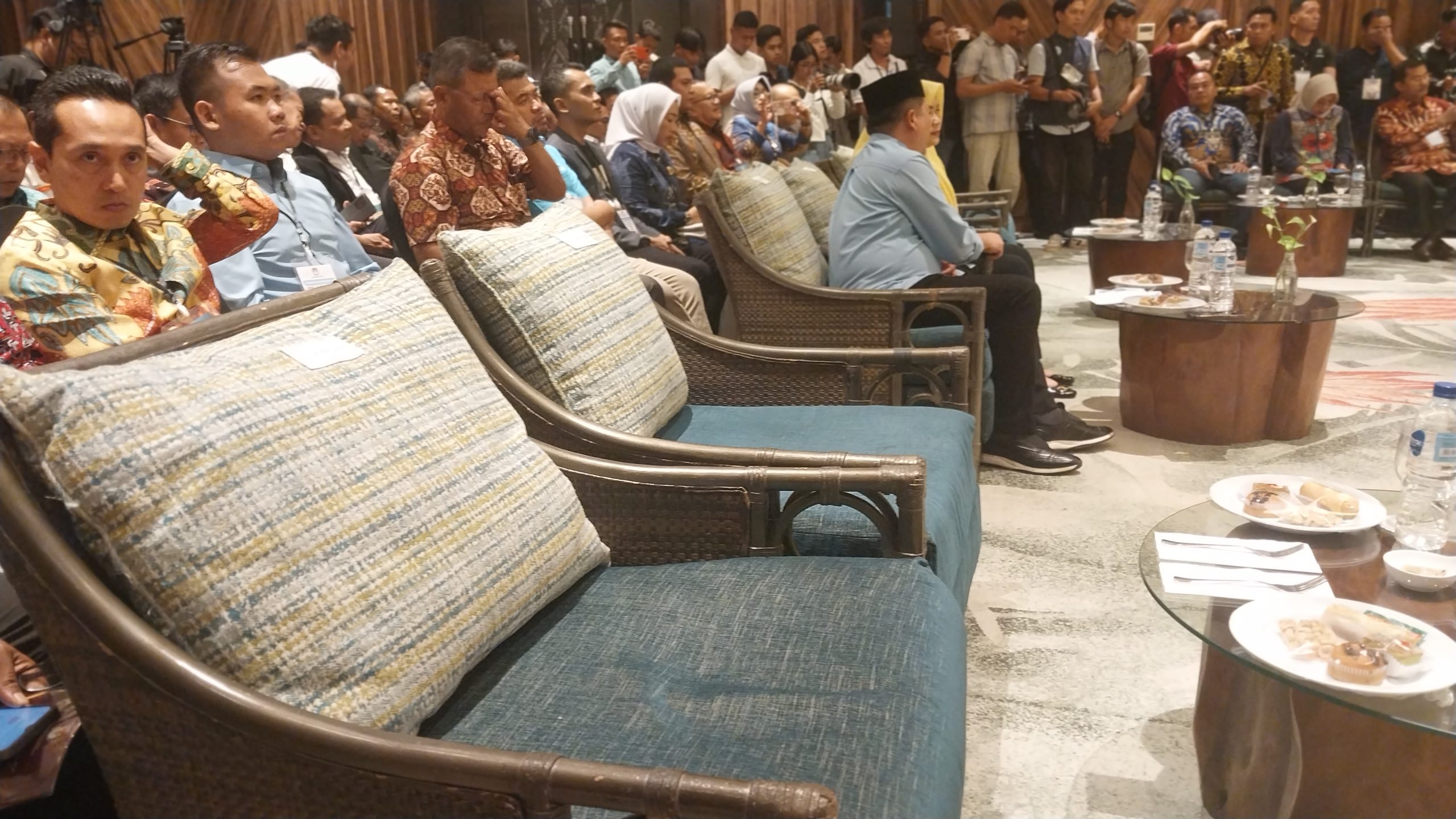 Zul dan Rohmi Tak Hadiri Rapat Pleno Penetapan Gubernur dan Wakil Gubernur Terpilih