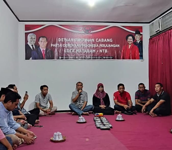 PDIP Kota Mataram Gelar Buka Puasa Perkuat Soliditas Antar Kader