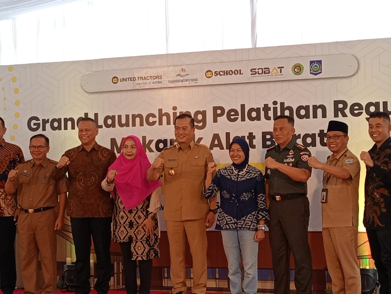 Gubernur Iqbal Tekankan Skill Standar Internasional Untuk Lulusan SMK