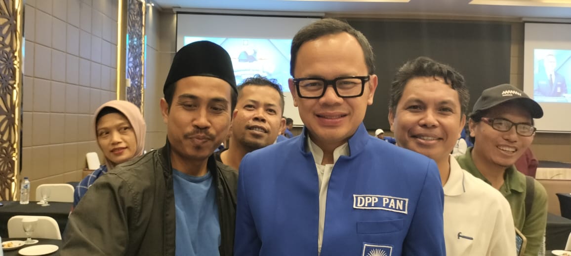 Wamendagri Apresiasi Meritokrasi Yang Digaungkan Gubernur NTB
