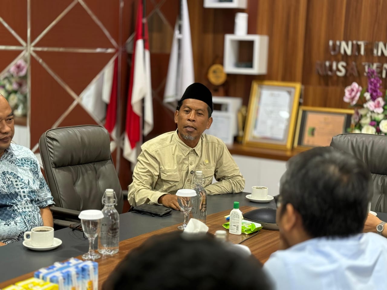 Kunjungan Kerja ALEG DPR-RI Abdul Hadi ke PLN Wilayah NTB, Memperkuat Sinergi Listrik di NTB