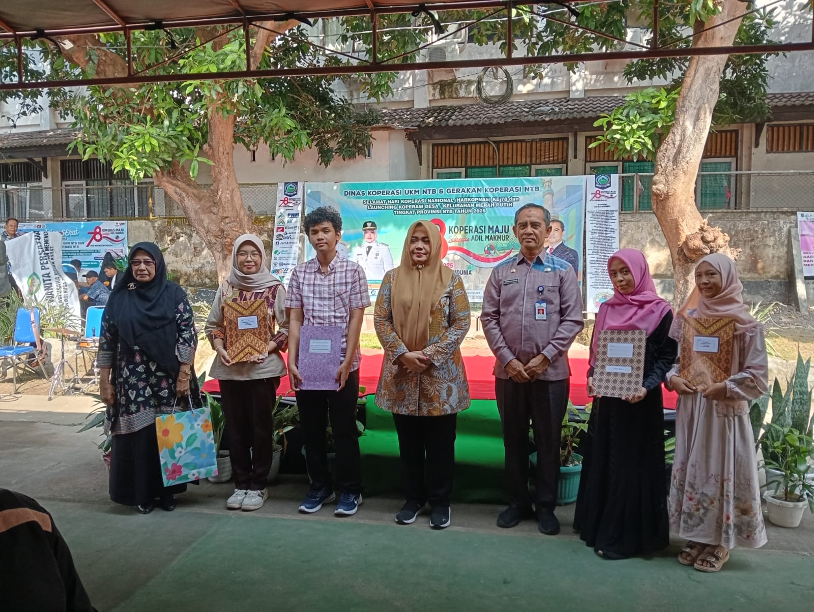 Diskop NTB Tasyakuran Launching Koperasi Merah Putih