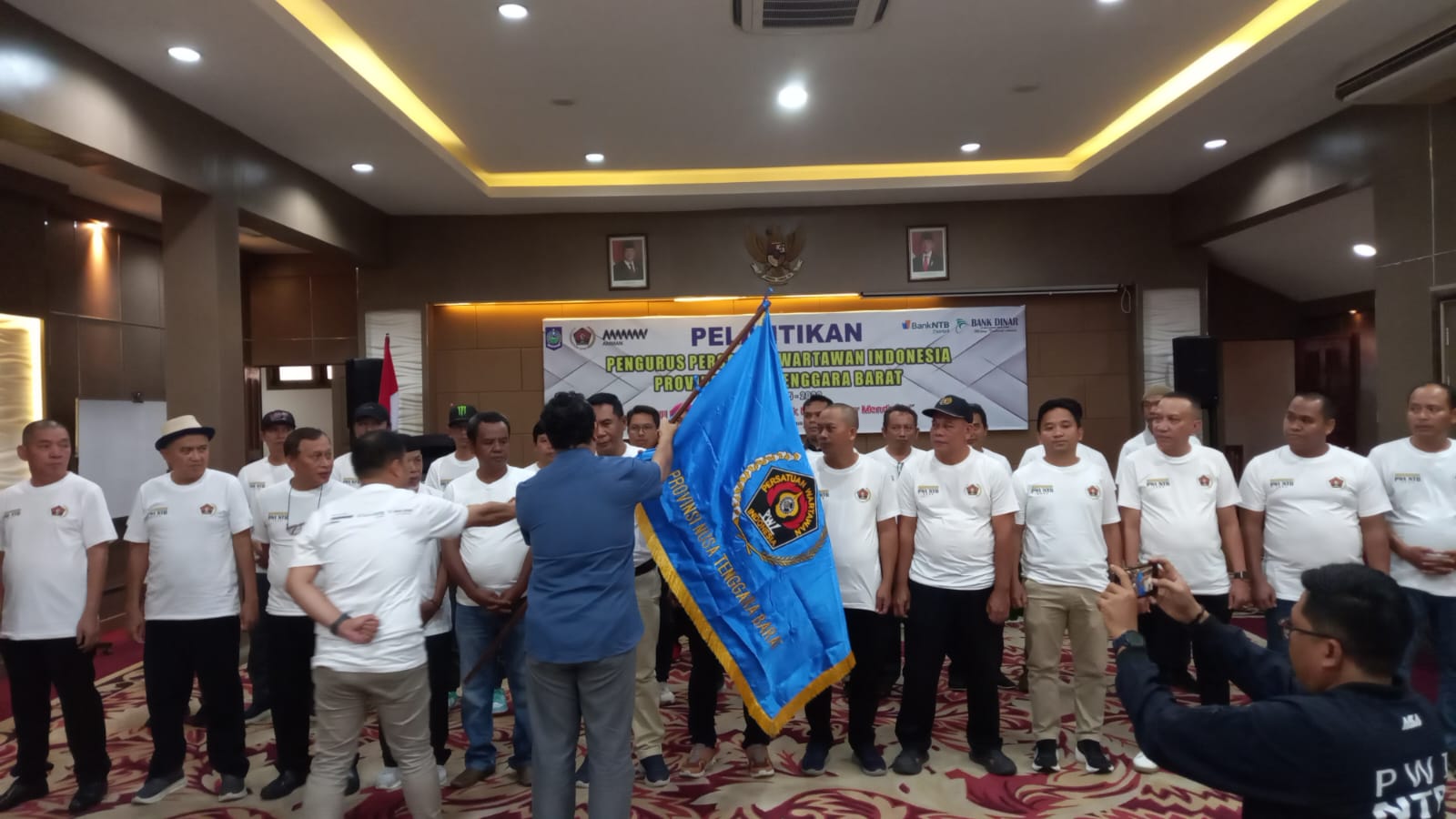 Ahmad Ikliluddin Resmi Dilantik sebagai Ketua PWI NTB 2025–2030, Komitmen Bangun Organisasi Bermartabat