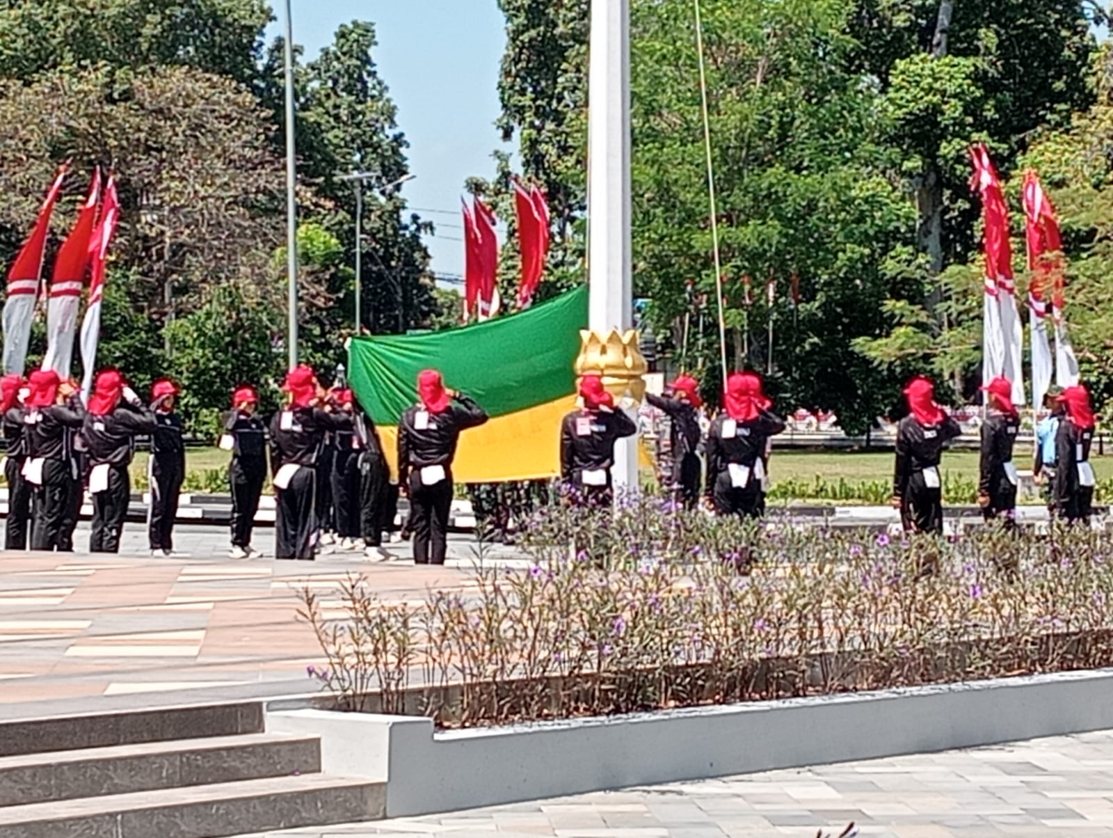121 AAL Ikut Meriahkan HUT RI ke-80 di NTB