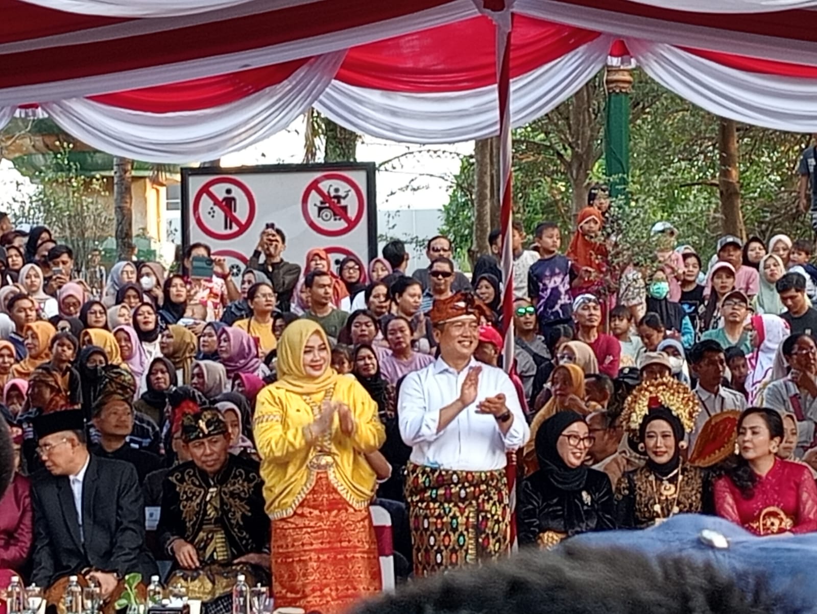 Parade Budaya Dimeriahkan 6 Ribu Peserta Dari NTB, NTT dan Mancanegara