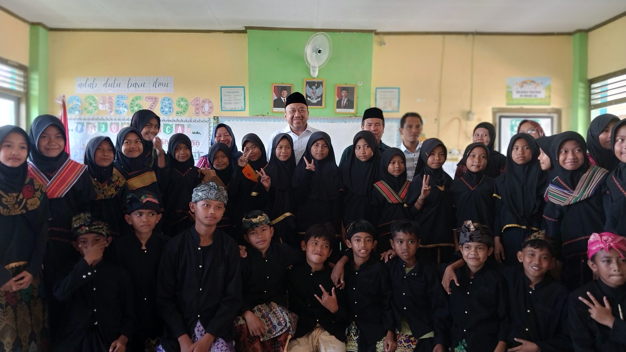 Wakil Ketua Komisi X DPR RI Lalu Hardian Dorong Pemda Perbanyak Investasi Pendidikan