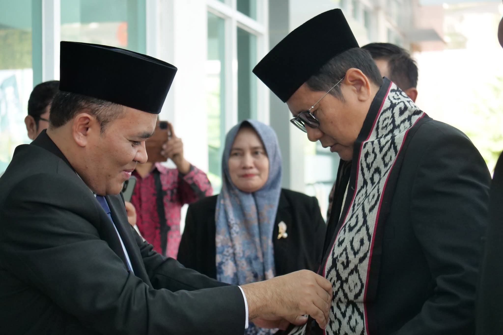 FEBI UIN Mataram Gelar Studium General, Hadirkan Pembicara K.H Cholil Nafis