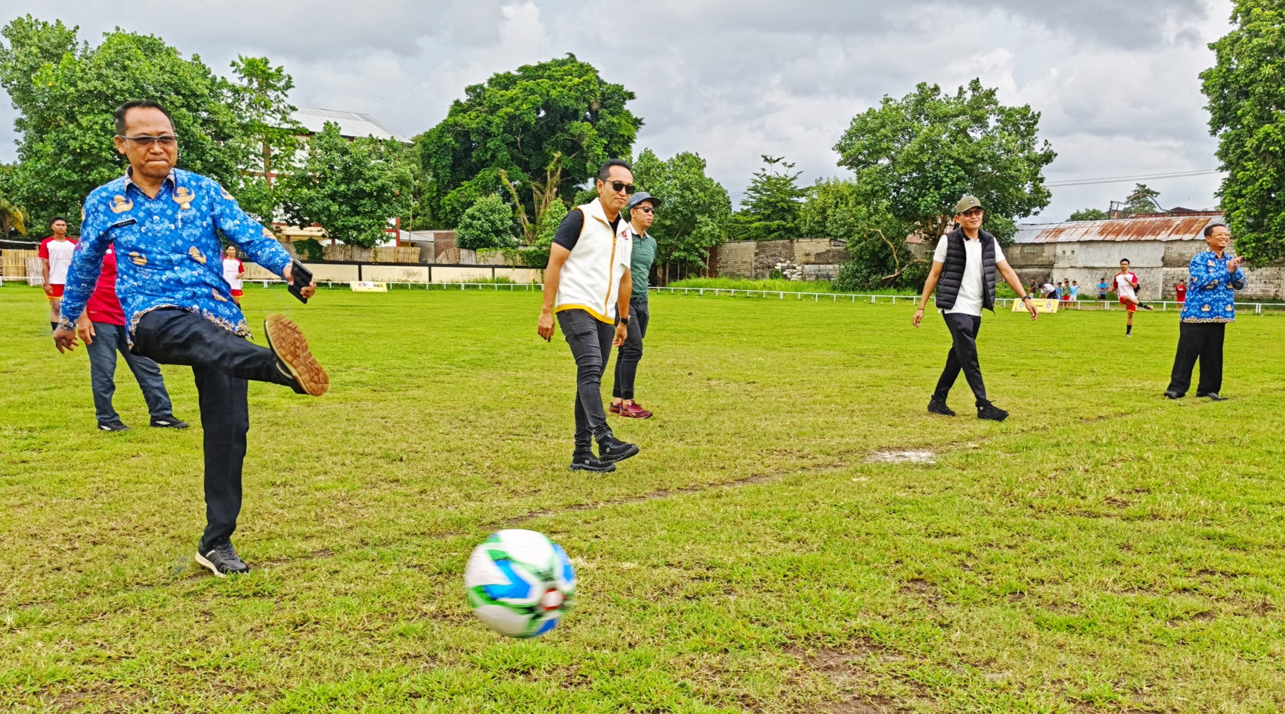 Ketua PSSI Mataram Resmi Buka Turnamen Askot 2025, 38 Klub Ramaikan Persaingan  ‎