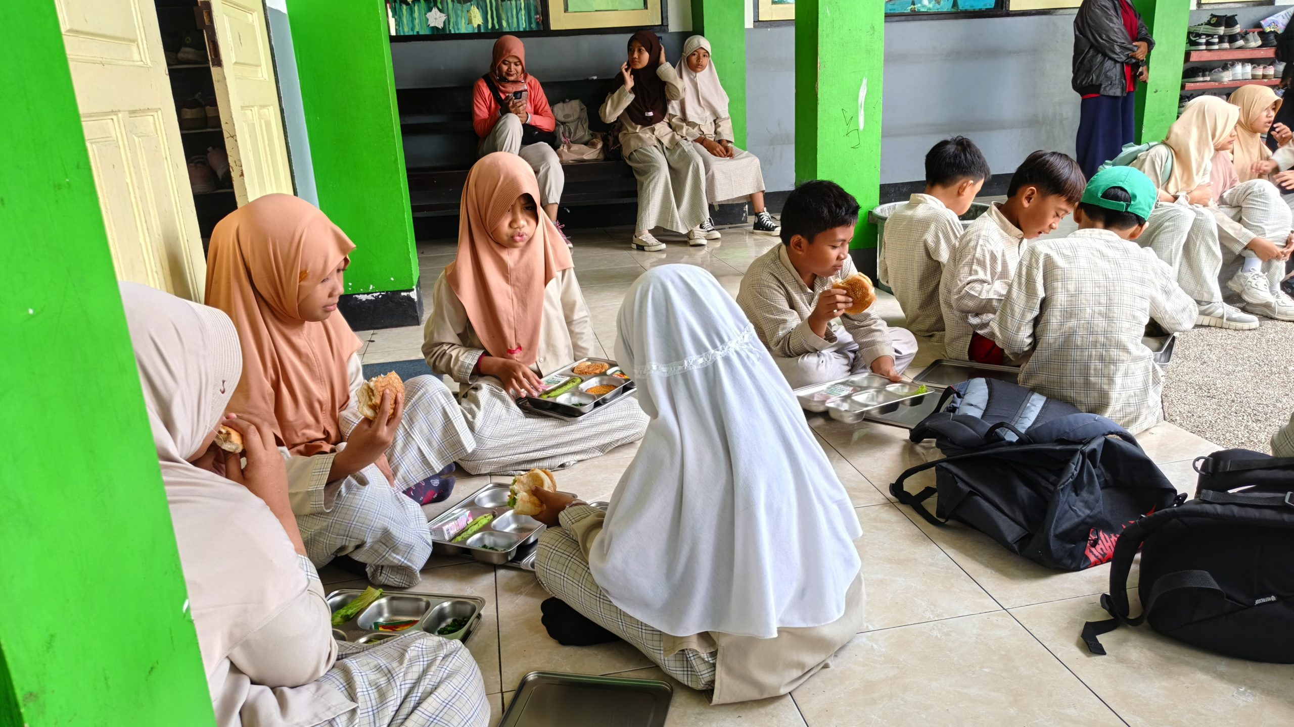 Kebijakan FDS Dinilai Tidak Adil, Guru Tetap Masuk Saat Siswa Libur Sabtu 