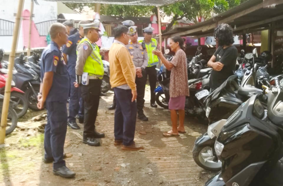Dishub Mataram Ancam Tindak Tegas Parkir Ilegal yang Layani Siswa SMP