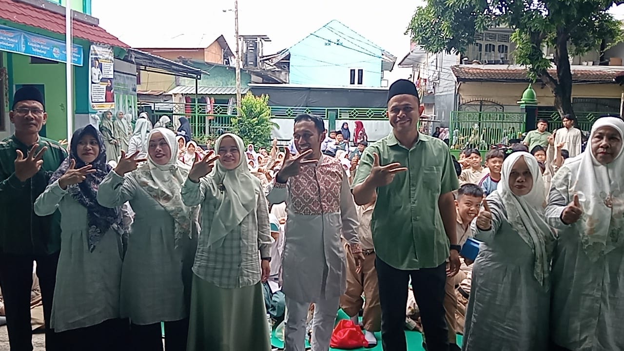 Peringati Isra’-Mi’raj, MIN 3 Mataram Ajak Siswa-siswi Teladani Sifat Rasulullah