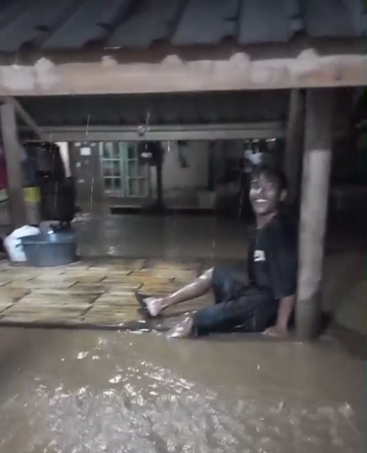 Dua Kecamatan di Lobar Diterjang Bencana Banjir