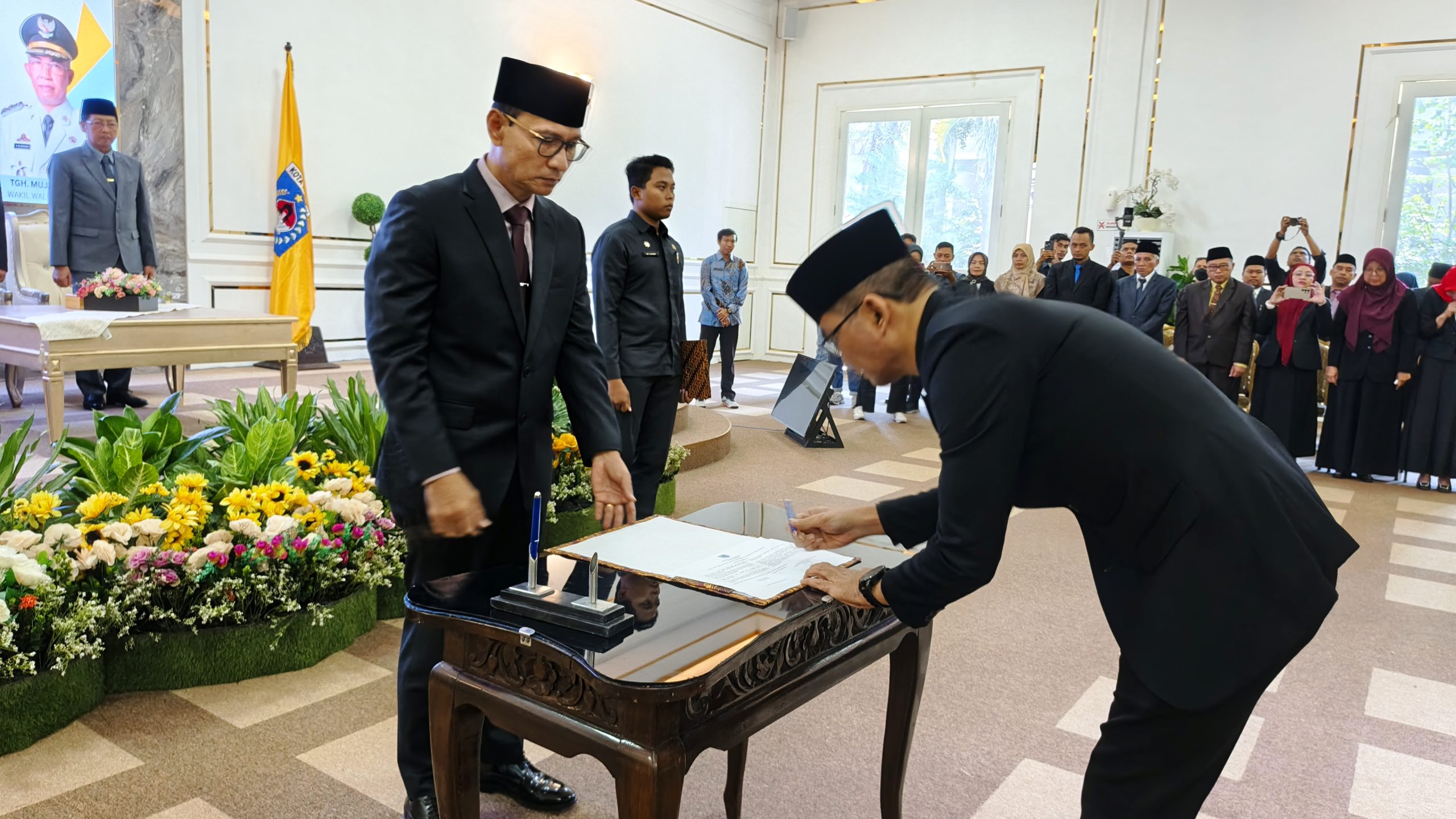 Mohan Siapkan Mutasi Besar-Besaran untuk Isi Jabatan Kosong di Pemkot Mataram