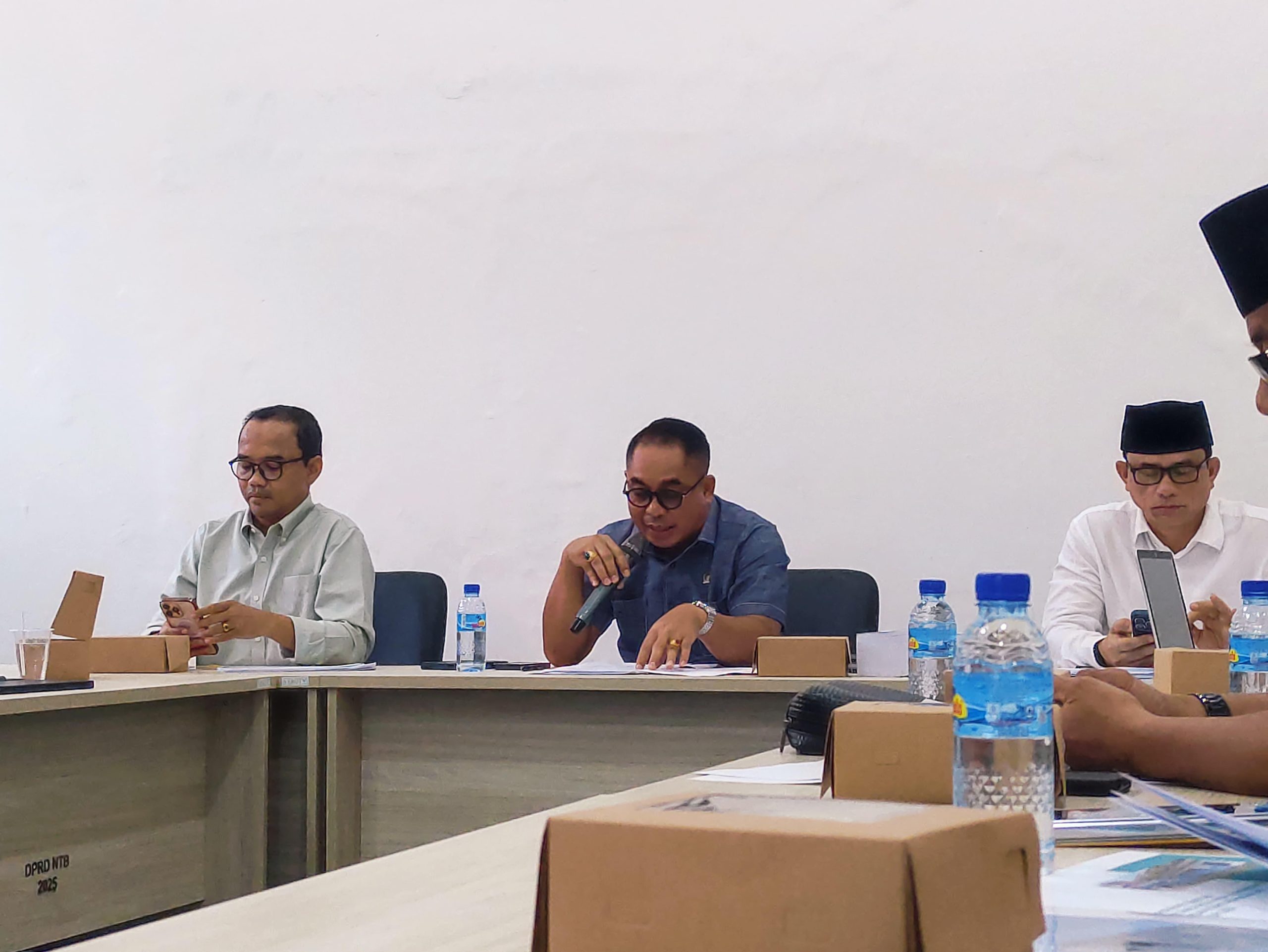 Komisi IV DPRD NTB Soroti Kesenjangan Layanan Transportasi, Meski Kinerja Dishub Lampaui Target
