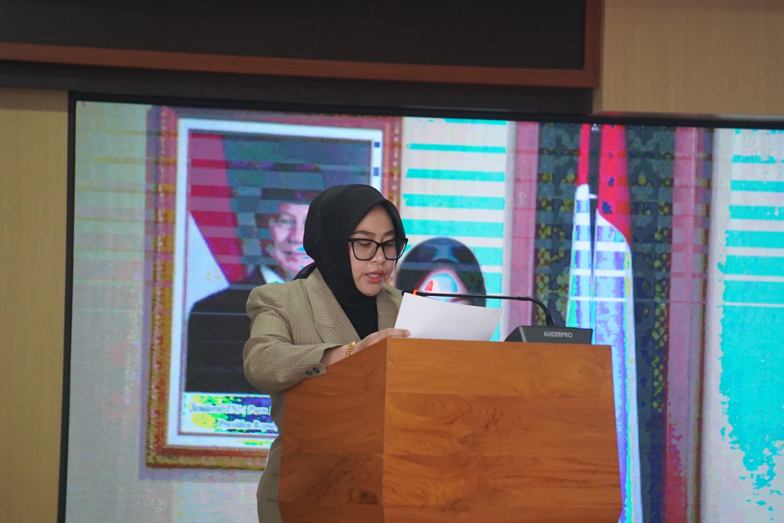 Bapemperda DPRD NTB Sampaikan Lima Ranperda Usul Prakarsa Dewan
