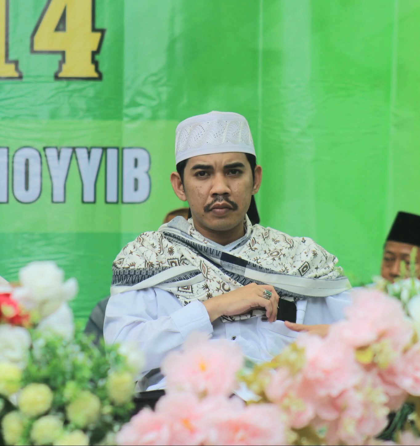 Konstelasi Kembar dalam Horizon Batukliang: Dialektika Sanad, Spiritualitas, dan Arsitektur Keulamaan