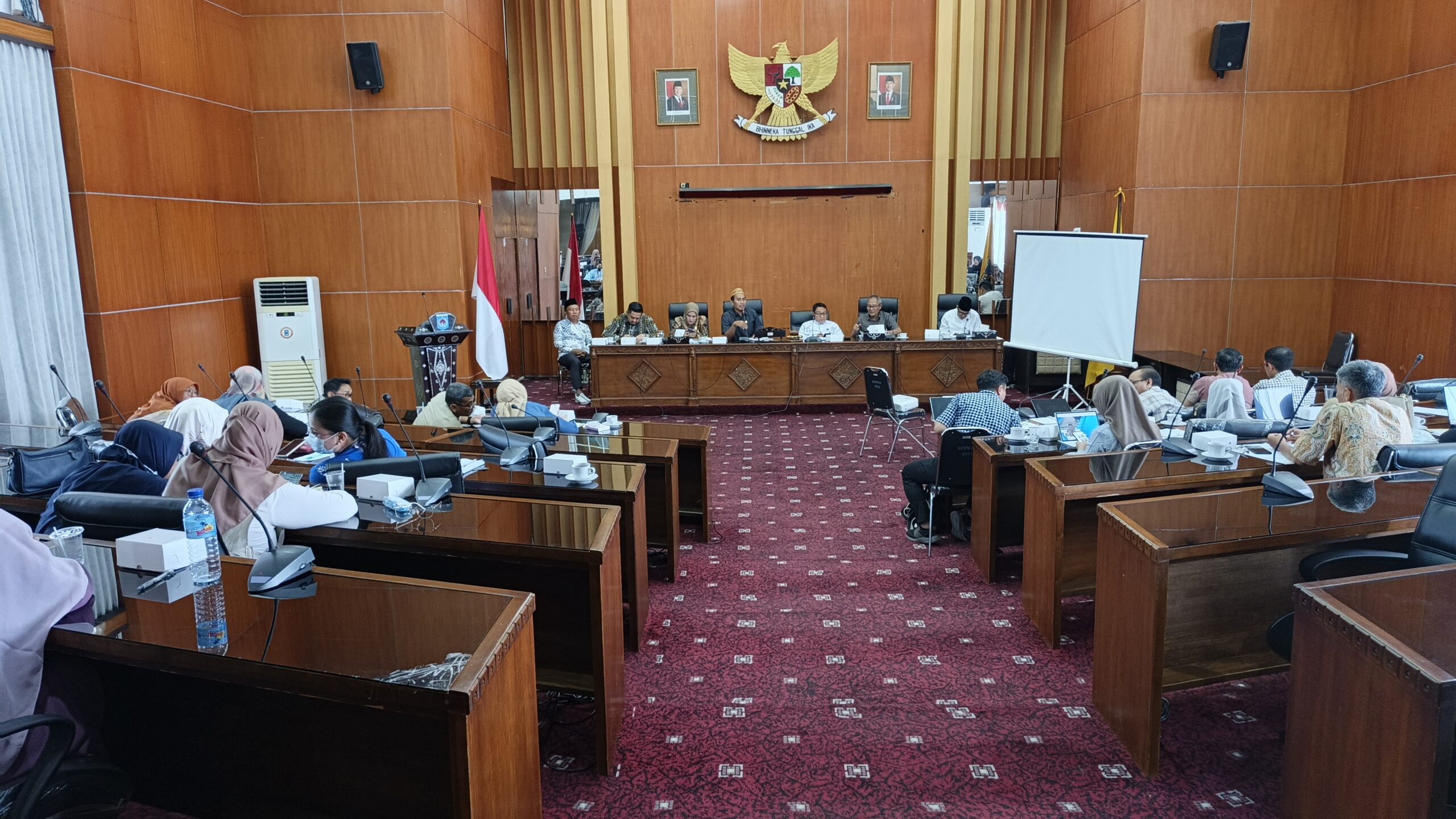 DPRD Soroti Kontras Sikap BKD: Tanah Pecatu Diappraisal, Mataram Mall Belum Tersentuh 