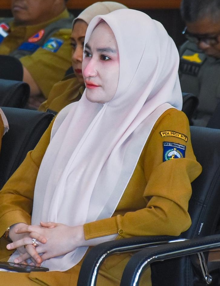 Dedikasi dan Pengabdian Sosok Dr. Lutfah Rahayu, SH. MH dalam Meramu Lahirnya Perda di Provinsi NTB